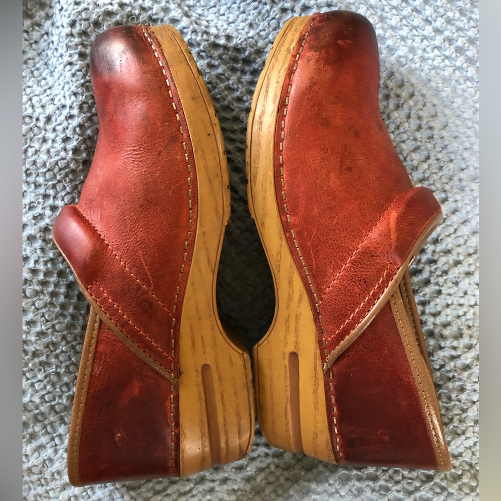 Dansko Women's burnished Red Leather Clogs with Wood-Effect Sole